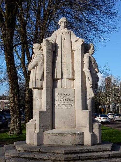 Juliana van Stolberg monument
